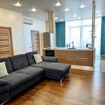 Крутогірний узвіз (Рогальова), 28