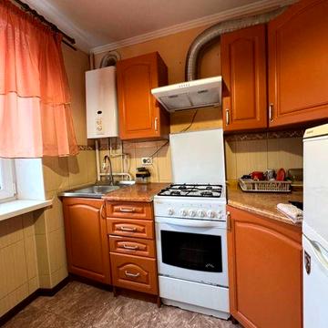 Оренда 1 км квартири Дружба поблизу парку