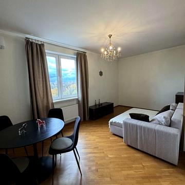 Тбіліський пров., 1