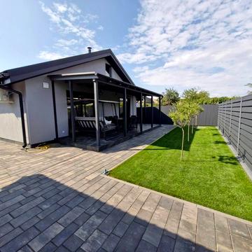 Паровозна вул.