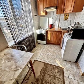 Науки просп. (Гагаріна), 122