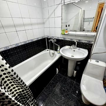 Науки просп. (Гагаріна), 122