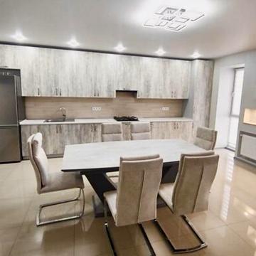 Одеська вул., 3/6