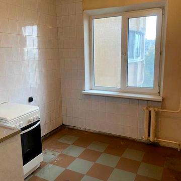 Большая трехкомнатная квартира на Таирова. Сотовый проект.