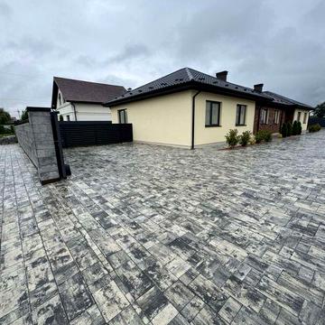 Продаж американки- дуплексу в Минаі