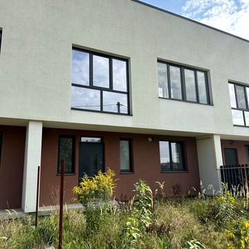 Готовий котедж без комісії!