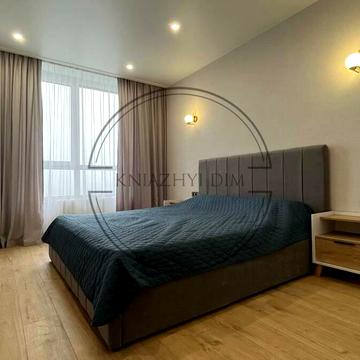 Дніпровська набережна вул., 17В