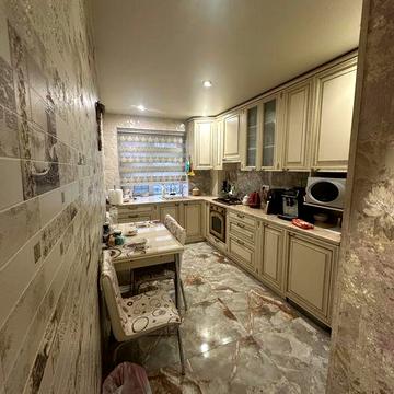 Продам  3 комнатную квартиру