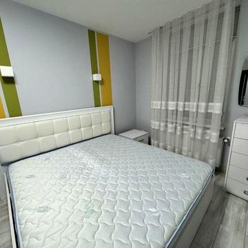 Оренда 3 км квартири з гардеробною Новобудова р-н Бам