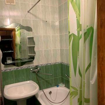 Сдается в долгосрочную аренду 1-комнатная квартира (Намыв)