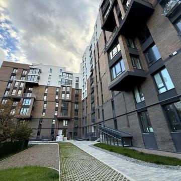 Продається 2-кім новобудова, зданий будинок