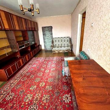 Продаж 3к Квартира Холодильна вулиця