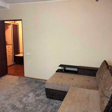 Продам  затишну 1 к квартиру кап. ремонт м. Київська ( 89478)