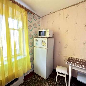 Баяна вул., 8