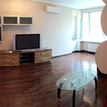 Просп. Валерія Лобановського, 6Д