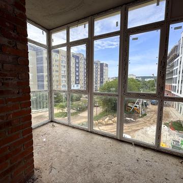 Кільцева вул., 1