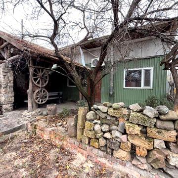 Сдам в оренду под жилье или склады