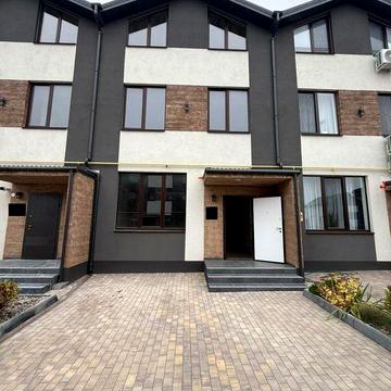 Готовый Таун Хаус в сданном коттеджное городке по супер цене !