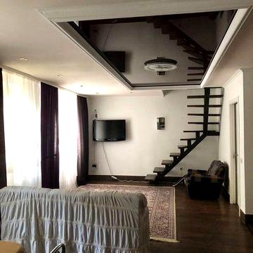 Здається в оренду напівособняк у центрі Івано-Франківська