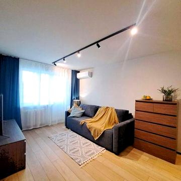 Сучасна квартира в цегляному будинку, Ушинського, 1.