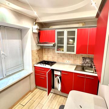 Василя Тютюнника вул. (Анрі Барбюса), 47