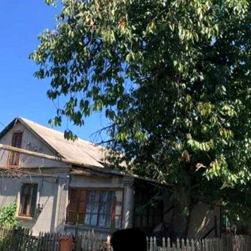 Продам! Полдома на Таирова с участком на улице Новгородская