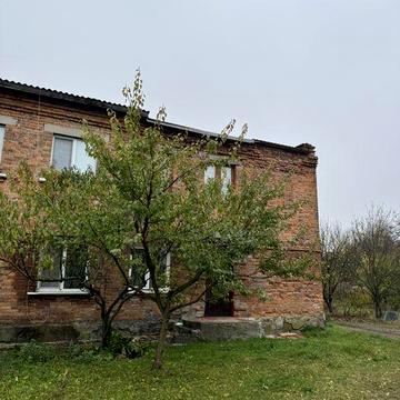 Здається 1 кімнатна квартира на Крошні.