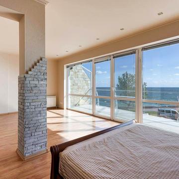 Набережна вул.