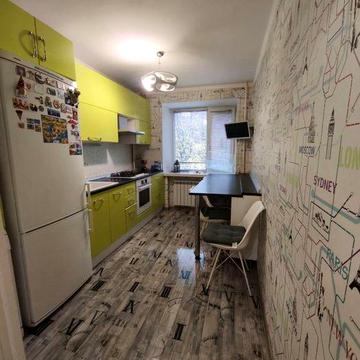 Аренда 3 комнатной  квартиры  ул.  Малая