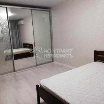 Миру вул., 59