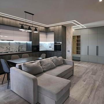 24 Серпня вул., 24