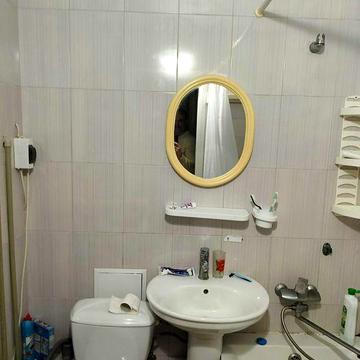 Сдам 1 ком.кв.на Таврическом по ул.49 Гвардейской дивизии.