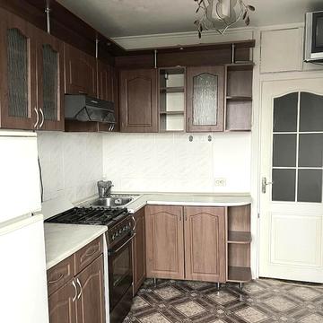 Незалежності вул., 6