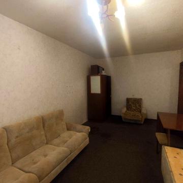 Здається 3 х кімнатна квартира р-н ПЗР