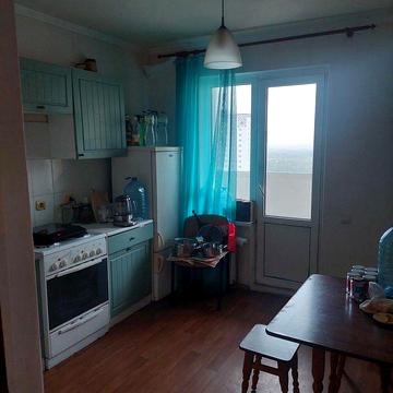 2 кімнатна квартира, вул. Софії Русової 3а.  Осокорки.