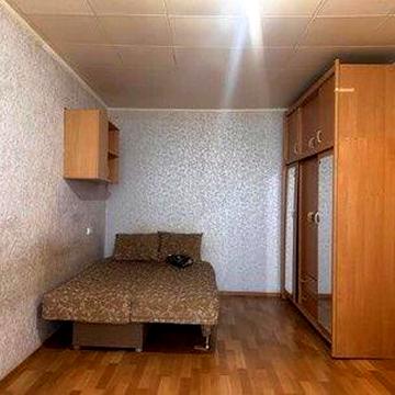 Продам свою 2 кімнатну квартиру на Образцова