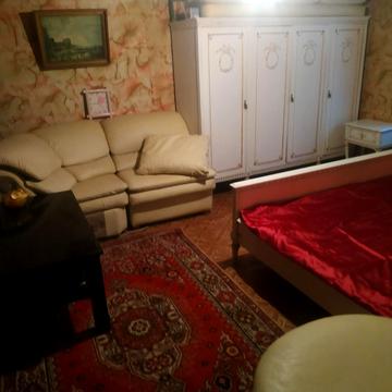 Князя Володимира Великого просп., 77