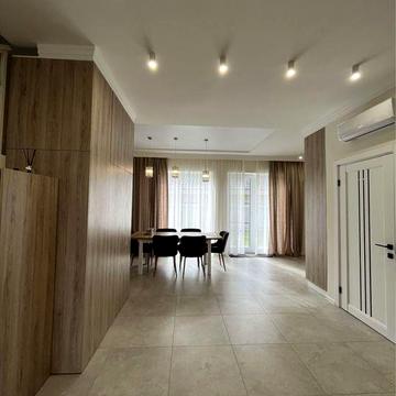 Оренда котеджу/ таунхаусу Ужгород