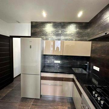 Большая 2к. квартира с паркингом в новом кирпичном доме на Салтовке