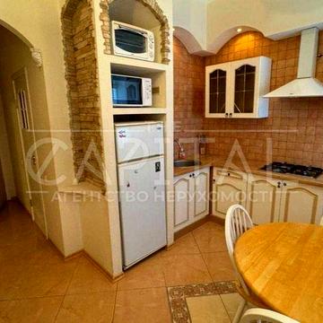 Продаж / Квартира / 43 М2 / Голосіївський район / вул Володимирська 37