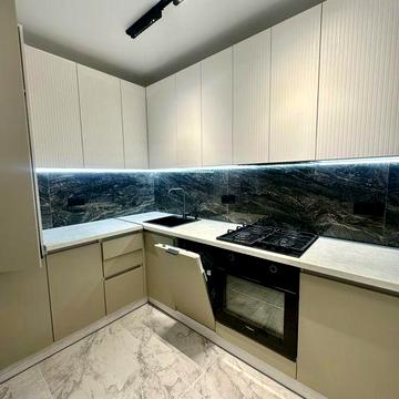 Продається 2км квартира, вул. Злуки