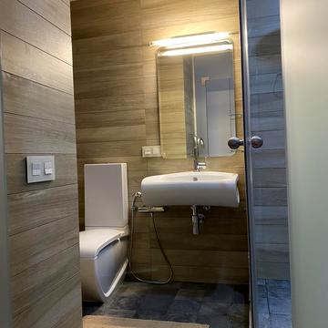 Вячеслава Чорновола вул., 30