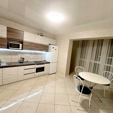 Оренда 1 к квартири на Щасливому.