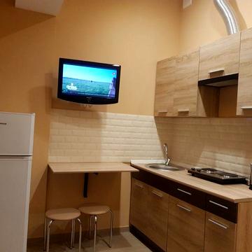 Сдам длительно смарт квартиру рядом ценр )