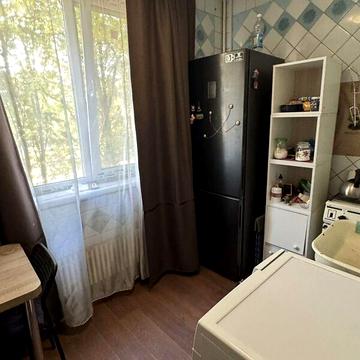 Продаж 1к Квартира Тракторобудівників проспект