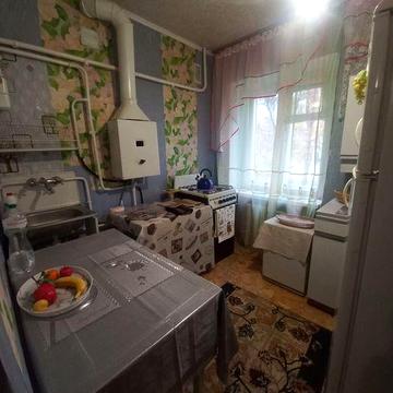 Продам 2-кімнатну квартиру на Вокзальній