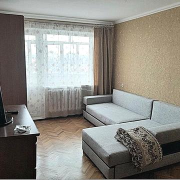 Богдана Хмельницького вул., 84-1