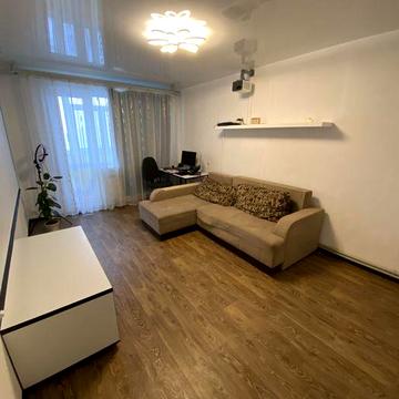 Власник Здам 3к  квартиру 75 кв м 626 мкр