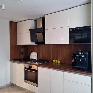 Терміново продам стильну 3-и кімнатну квартиру з євроремонтом