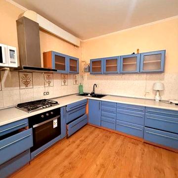 Сдам до лета большую 1 комнатную в Монолите